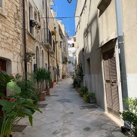 Fiori Catene Tra Le Torri Conversano Exterior photo