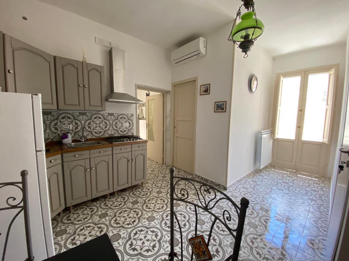 Apartment Fiori Catene Tra Le Torri *