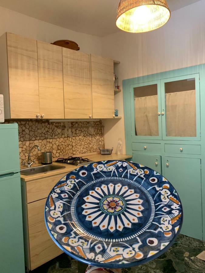 Fiori Catene Tra Le Torri